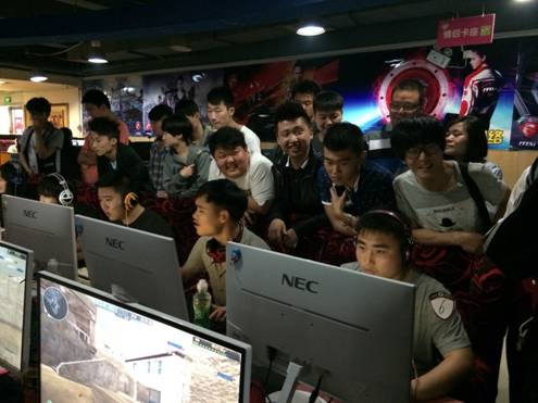 一言不发 一言不发